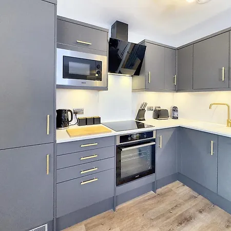 House 2 - Stylish Flat Апартаменты Харрогейт