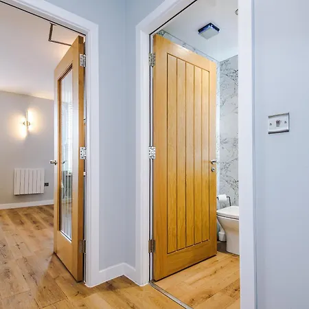 House 2 - Stylish Flat *