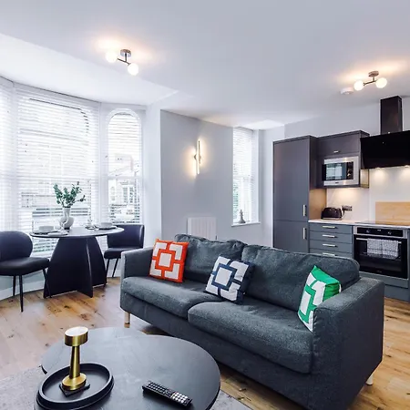 House 2 - Stylish Flat