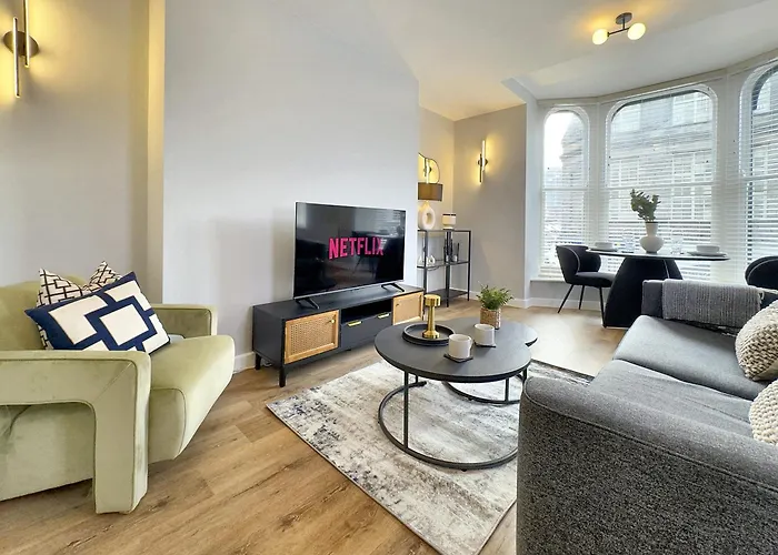 House 2 - Stylish Flat Apartment